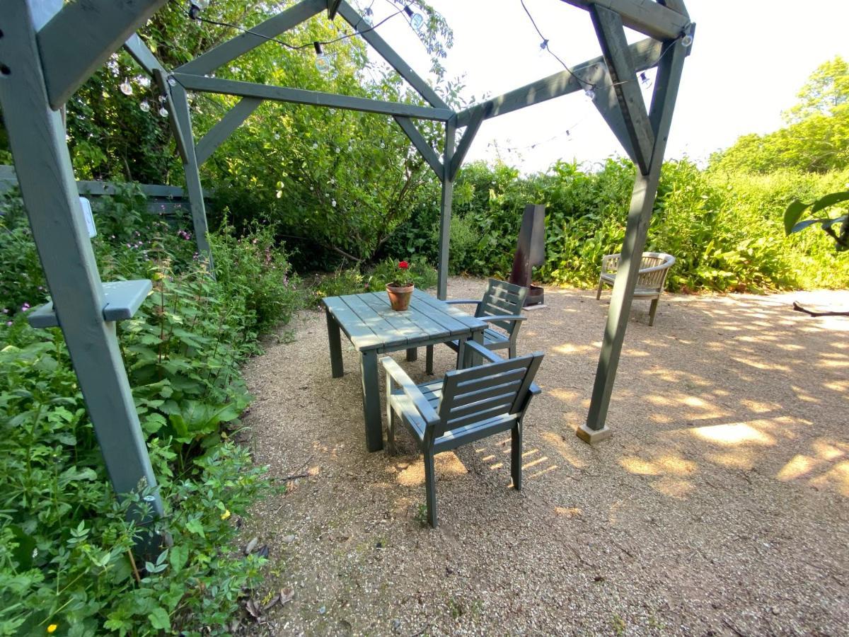 Cosy Double Shepherds Hut In Beautiful Wicklow With Underfloor Heating Throughout Rathnew Eksteriør billede