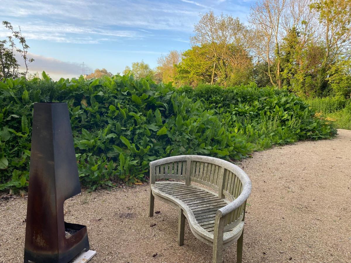 Cosy Double Shepherds Hut In Beautiful Wicklow With Underfloor Heating Throughout Rathnew Eksteriør billede